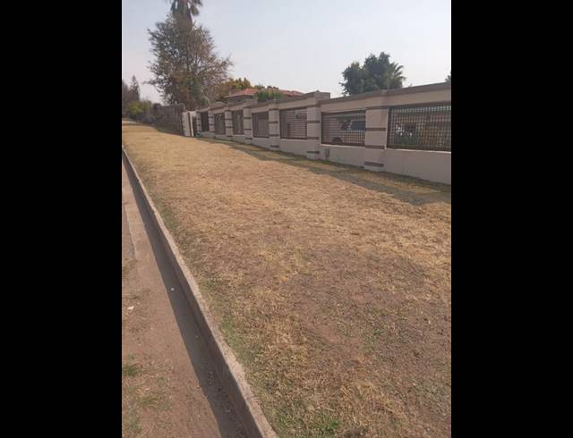 3 BEDROOM HOUSE FOR SALE IN BIRCH ACRES